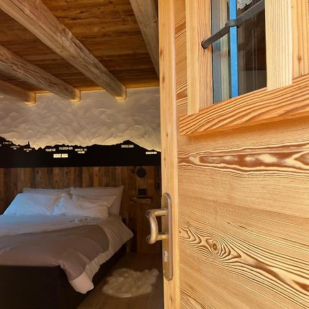 La Famille D'Evian Hotel Villeneuve Ngoại thất bức ảnh