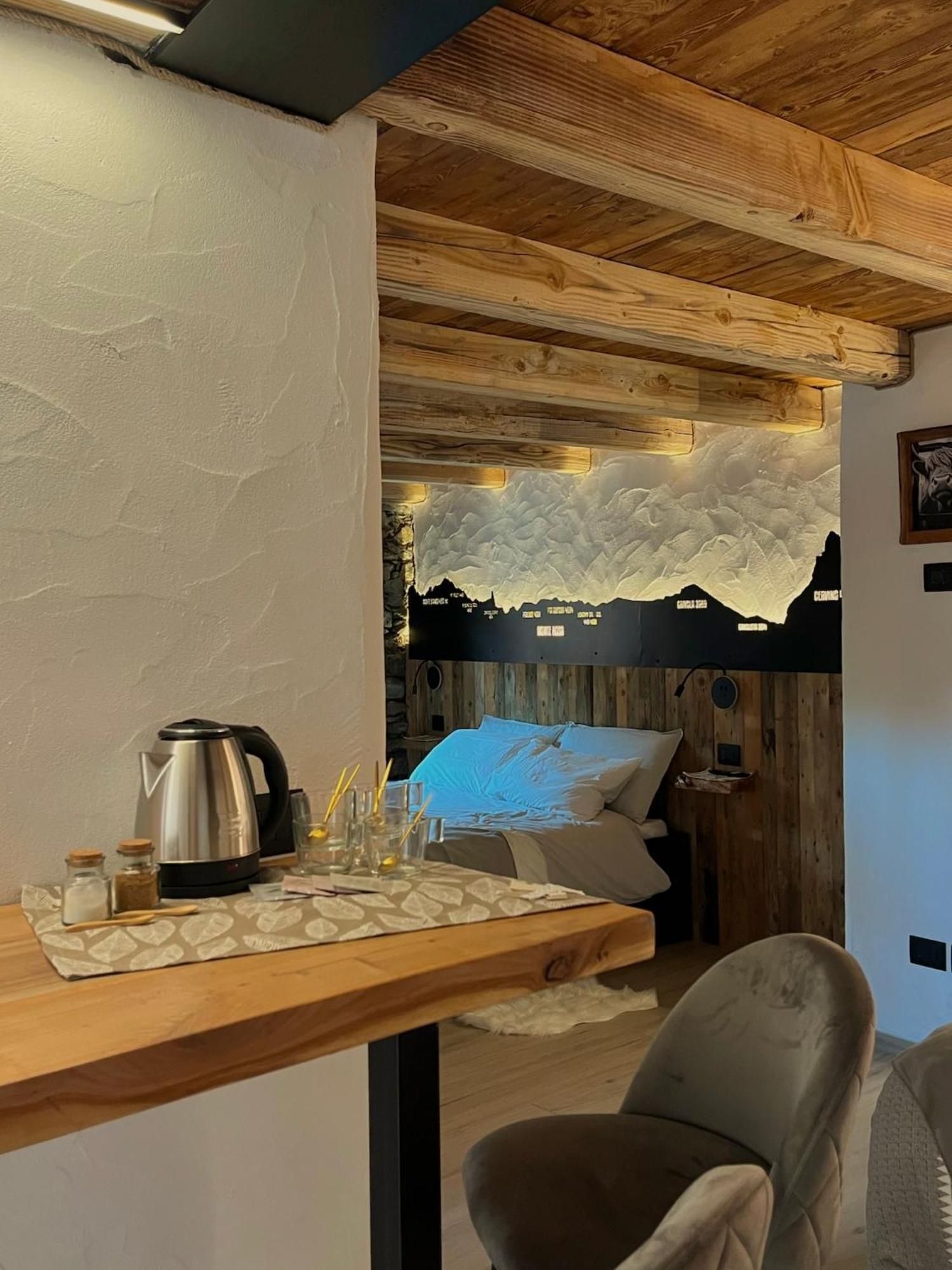 La Famille D'Evian Hotel Villeneuve Ngoại thất bức ảnh